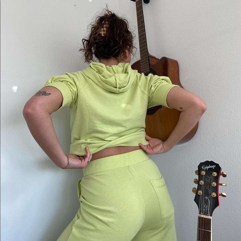 Sold ❣️ Light green matching lounge set